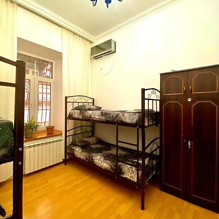 S T Hostel Formerly Sth Hostel Baku Zewnętrze zdjęcie
